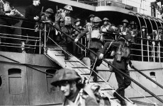 Oktober 1939, Cherburg:
	Britische Soldaten